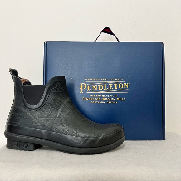 Pendleton Shoes Pendleton Heritage Solid Chelsea Boots Poshmark